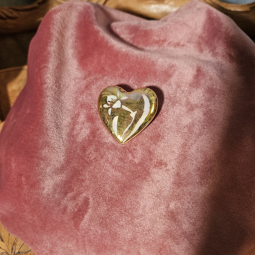 Vintage Irridescent Heart Pin Brooch Iris